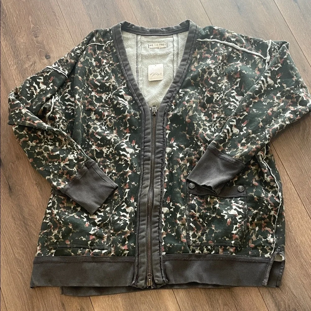 Free People Aiden Cardi Sweatshirt- Medium
